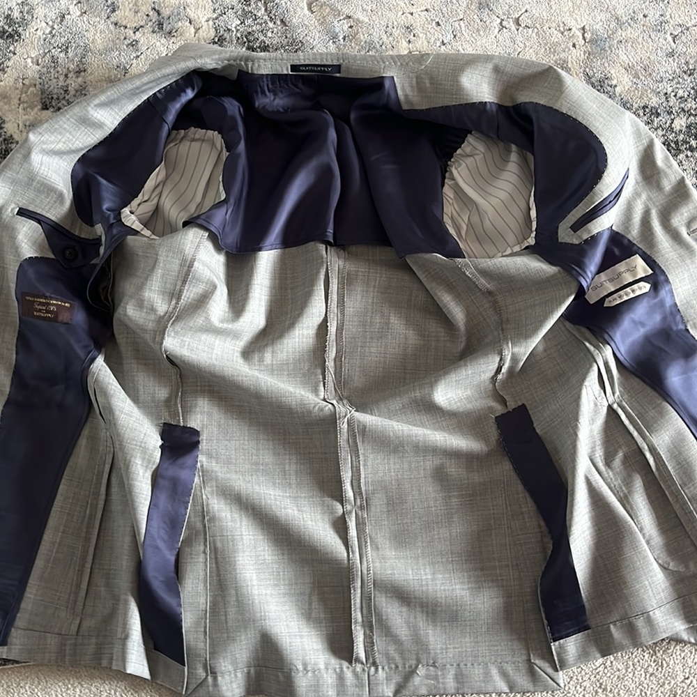 Suitsupply Light Grey VBC Tropical 120’s Havana Suit - Picture 3 of 6